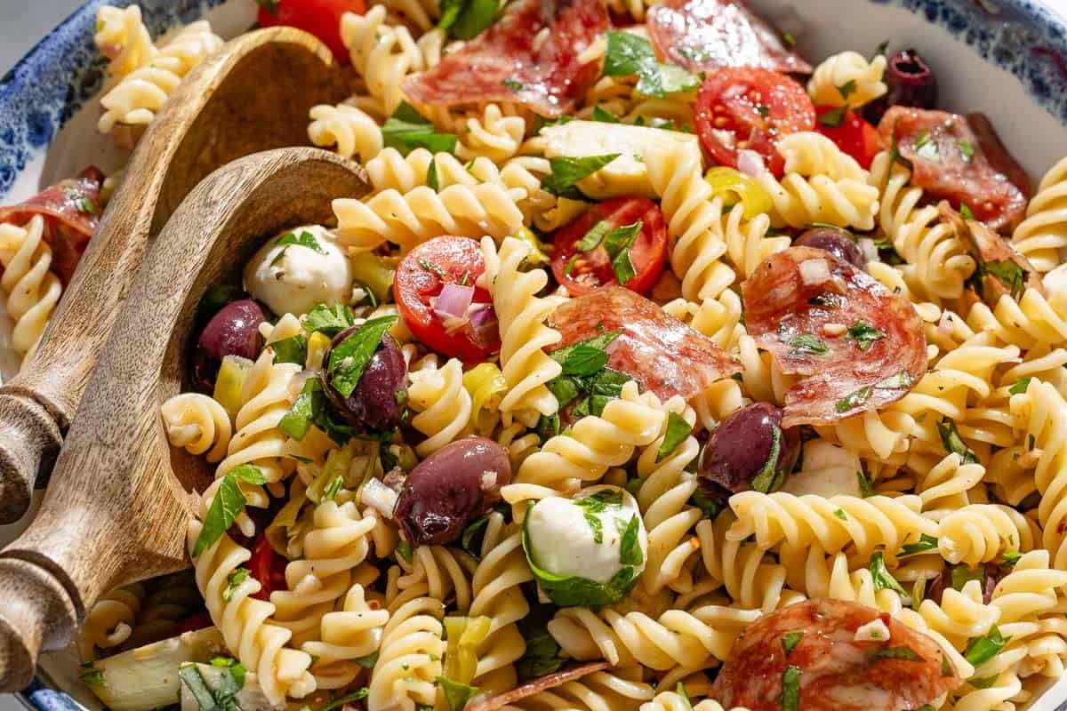 Whip Up an Italian Pasta Salad in 15 Minutes: 5-Ingredient Recipe